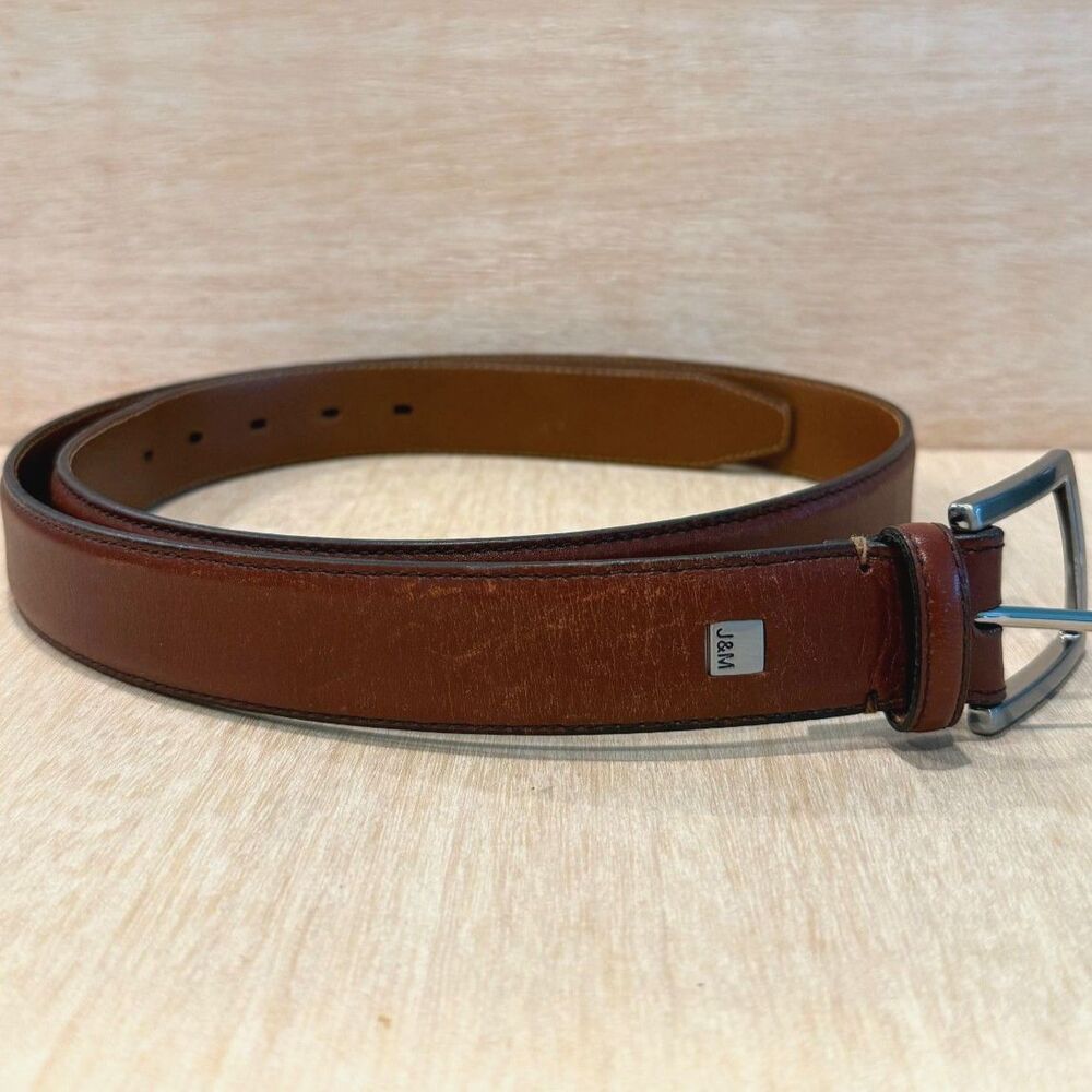 Johnston & Murphy Made in USA Brown Leather Dress Belt Size 40 Silver Buckle
